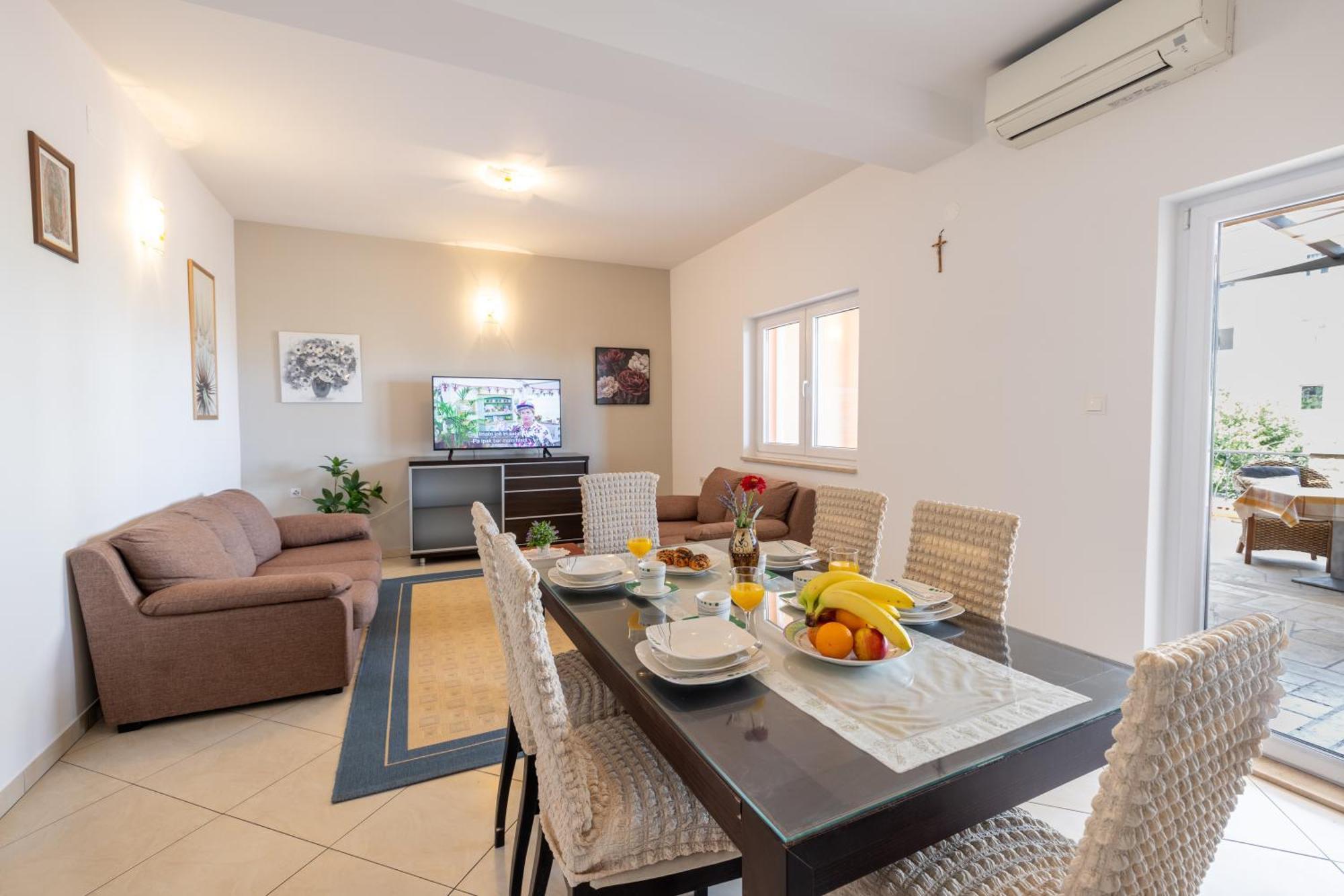 Apartment For 5 มาคาร์สกา ภายนอก รูปภาพ
